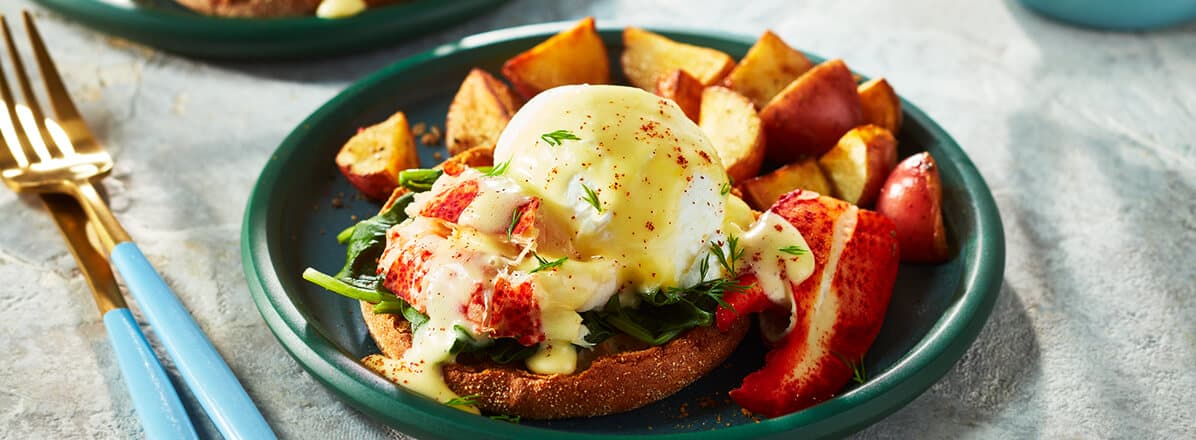 /content/dam/empire/sobeys/assets/articles/article-page/eggs-benny-with-lobster.jpg