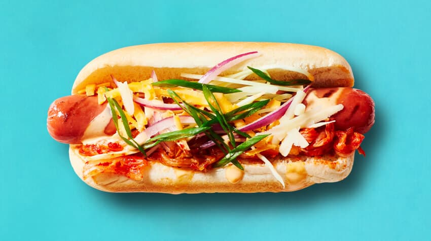 /content/dam/empire/sobeys/assets/articles/compliments/Charred-kimchi-slaw-dog.jpg