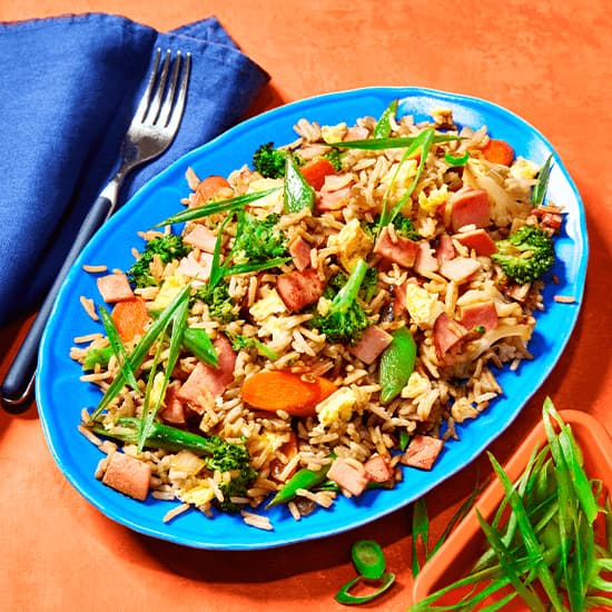 /content/dam/empire/sobeys/assets/articles/compliments/Deli-Ham-Fried_Rice.jpg