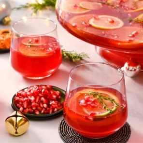 Festive Holiday Cocktail Recipes: Irresistible Drinks to Celebrate