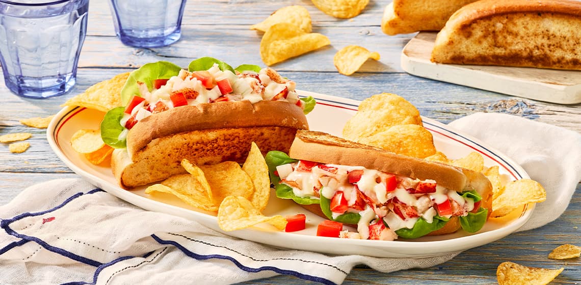 /content/dam/empire/sobeys/assets/images/uploads/2025/05/Lobster-rolls-with-donair-souce.jpg