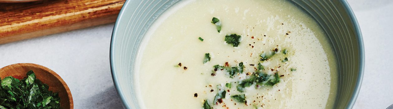 Leek_Cauliflower_Apple_Soup_sob