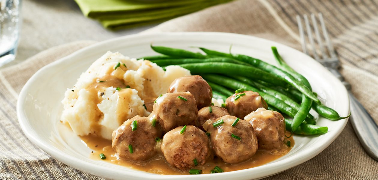 Boulettes de viande et sauce brune crémeuse Sobeys Inc. Boulettes de viande et sauce brune crémeuse Sobeys Inc.