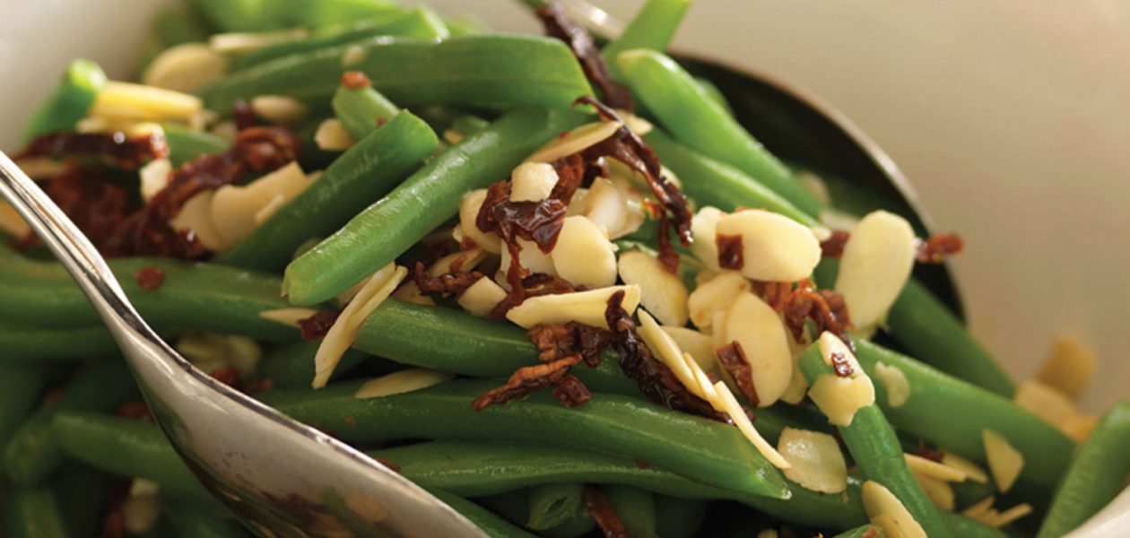 Green beans with sundried tomatoes & almonds Sobeys Inc.