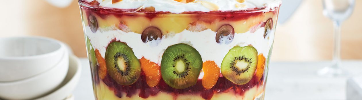Lemon Cranberry Greek Yogourt Trifle