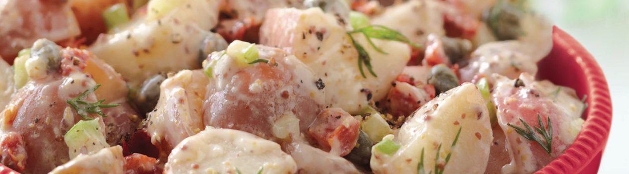 Salade de pommes de terre à l’ail rôti et à la moutarde