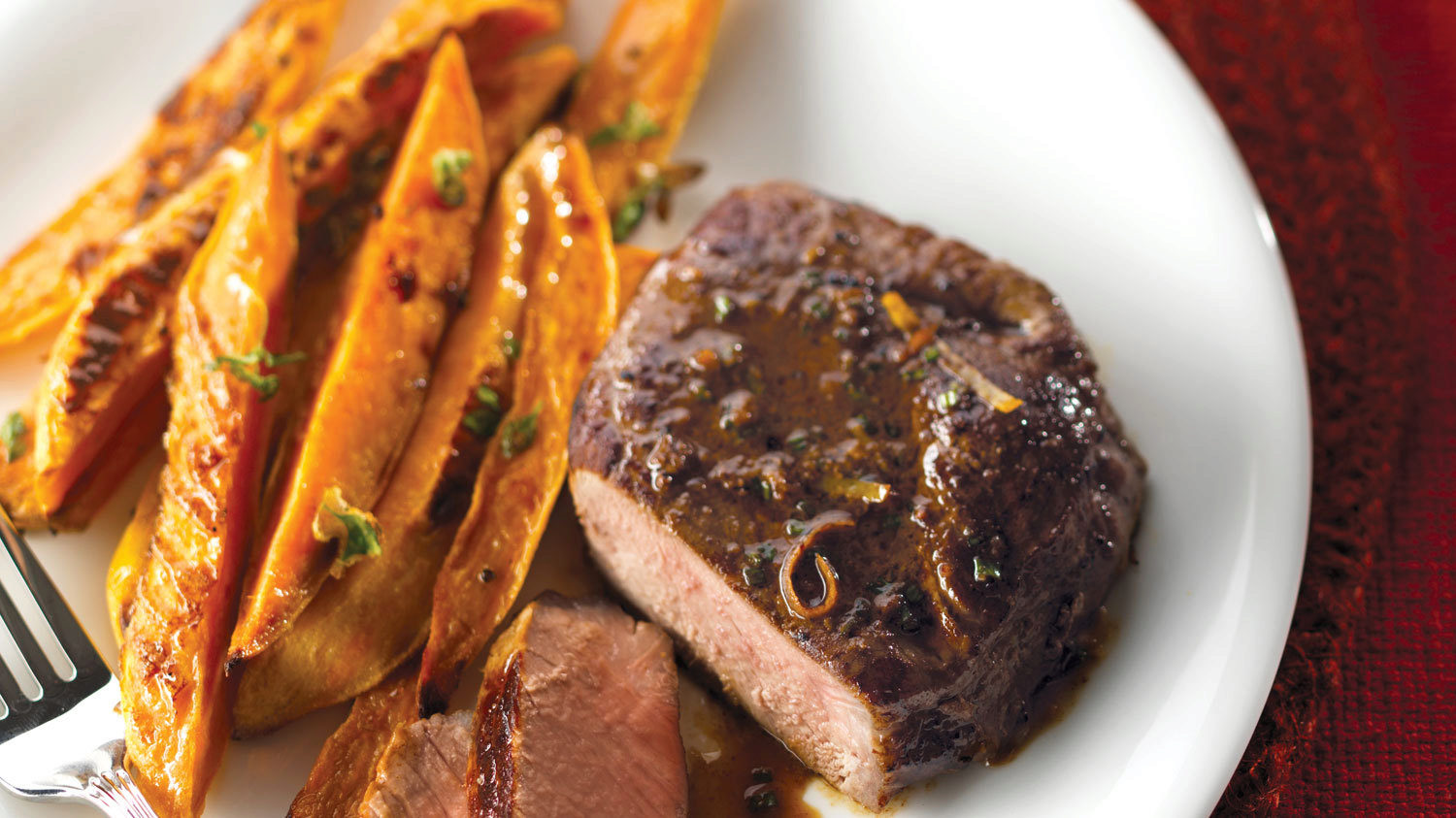 Seared Steak with Horseradish Sauce & Sweet Potato Fries Sobeys Inc.