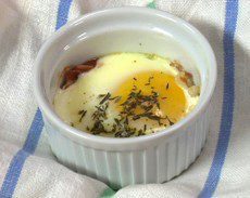 Baked Eggs with Prosciutto & Herbs