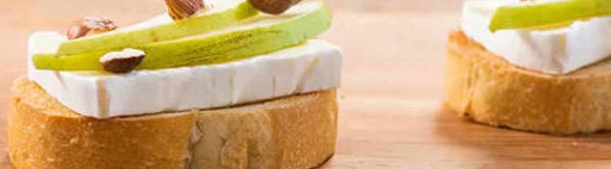 Crostini with Brie, Pear and Hazelnuts