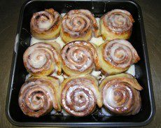 Traditional Cinnamon Buns With Vanilla Icing Sobeys Inc