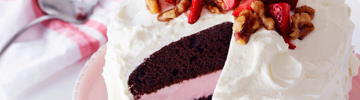 Strawberry-Chocolate Frozen Yogourt Cake with Maple Walnuts