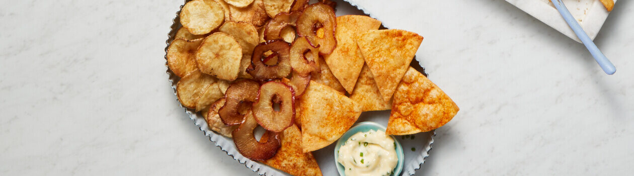 Air fryer apple, tortilla and potato chips