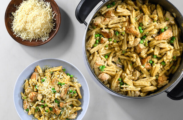 One Pot Chicken Pesto Pasta