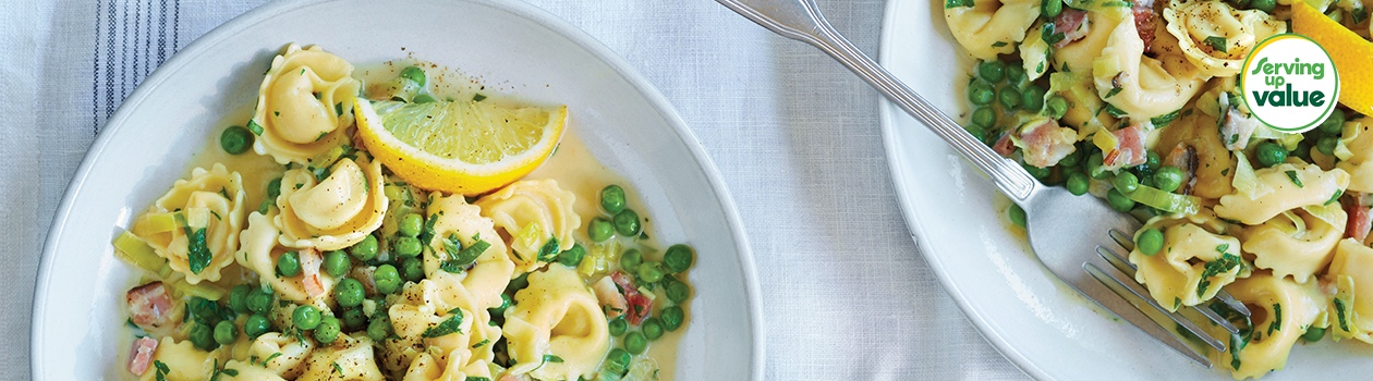 one-pot cheese tortellini with peas and pancetta
