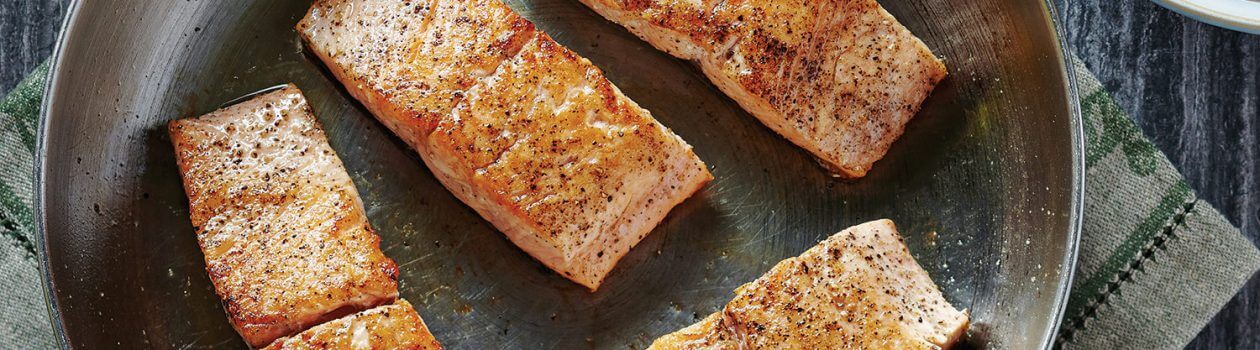 PanFried Salmon Portions Lentil Salad Garlic Parsley sob-