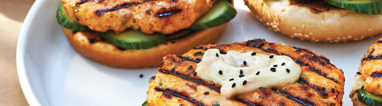 Japanese Style Salmon Burger 24357010