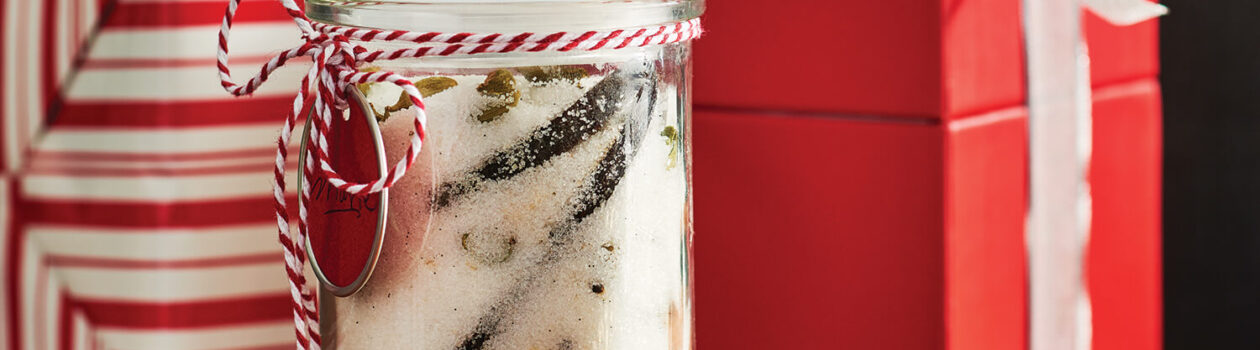 Recipe Cardamom Vanilla Sugar Gift Jar