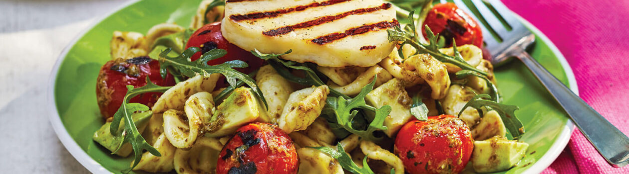 Recipe Grilled Tomato and Halloumi Pasta Salad