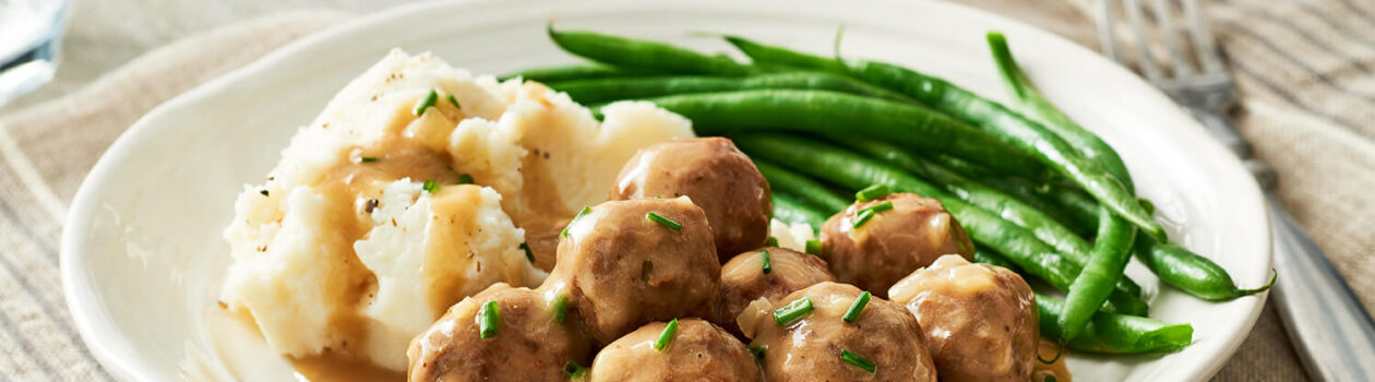 Recipe Meatballs with Creamy Gravy