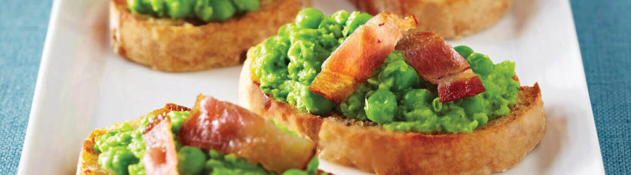 bacon topped pea mint crostini